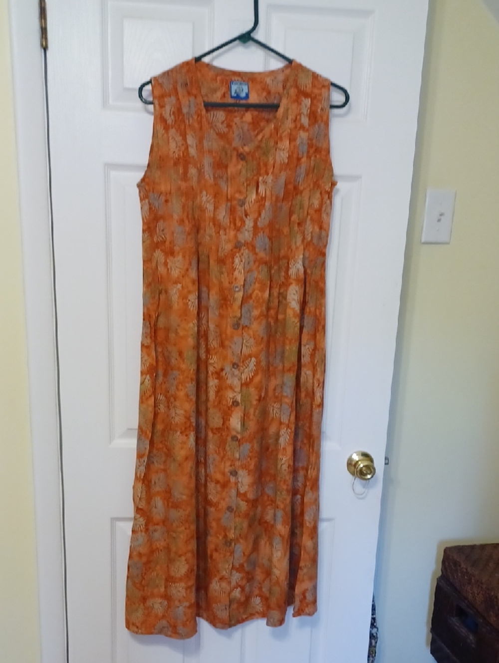 Endeavour Sz M, Vintage Terracotta Floral Maxi Dress. Button Down
